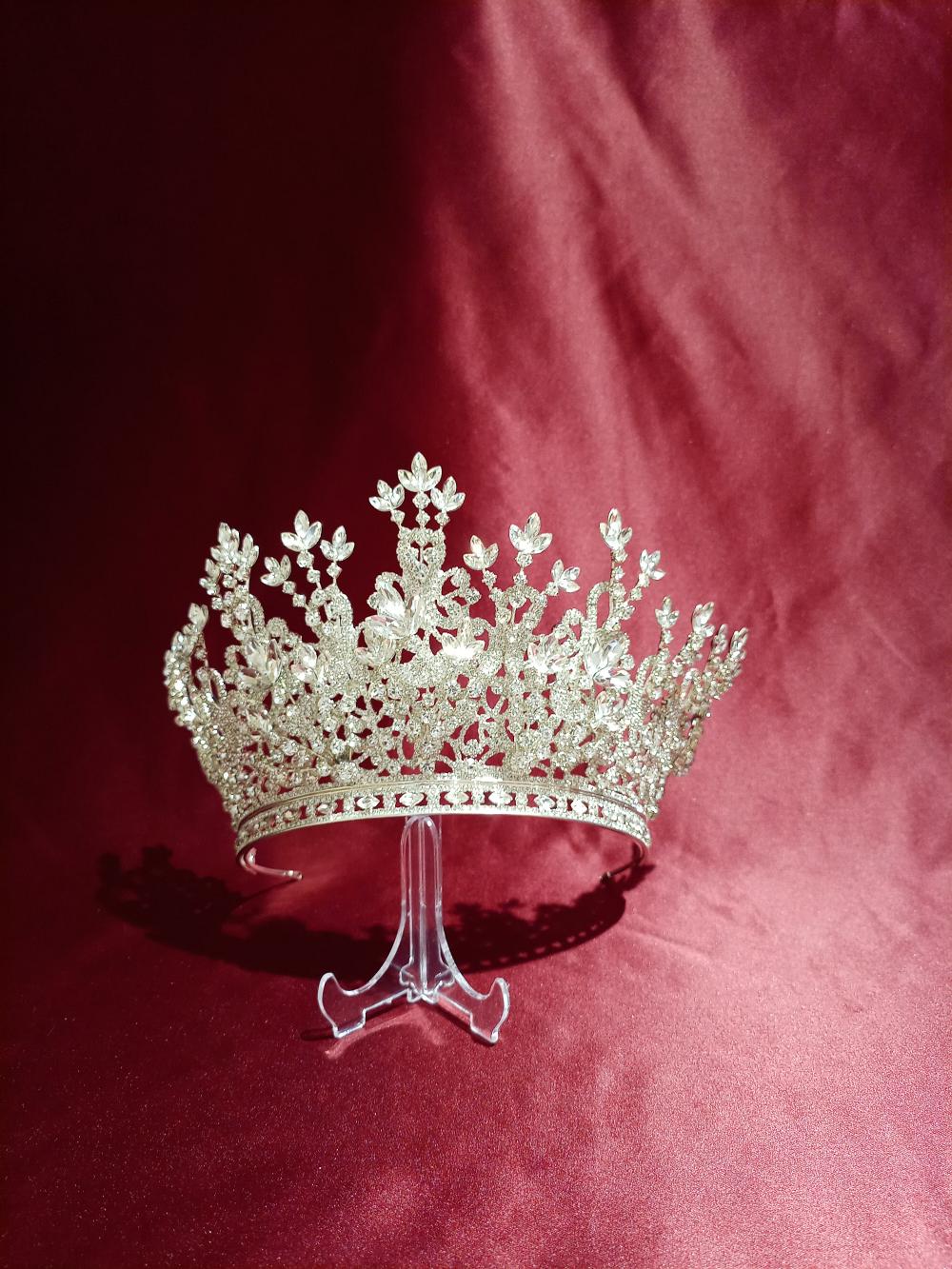 Yaprak Dalı Modelinde Zirkon Taş Yüksek Prenses Gelin Tacı 